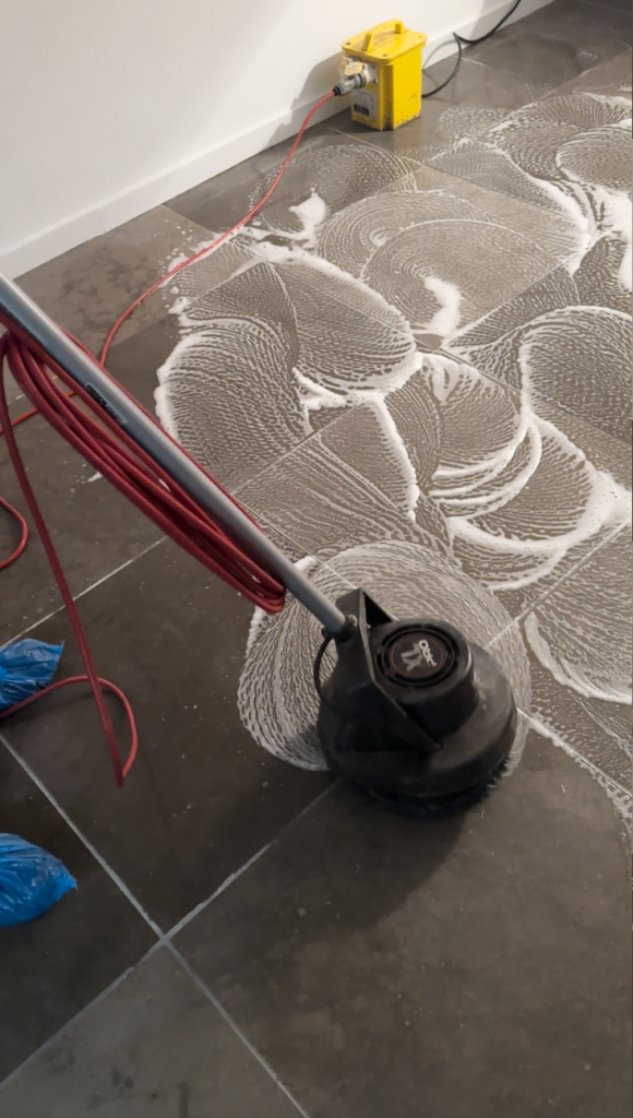 Hardwood Floor Cleaning and Polishing Services in London